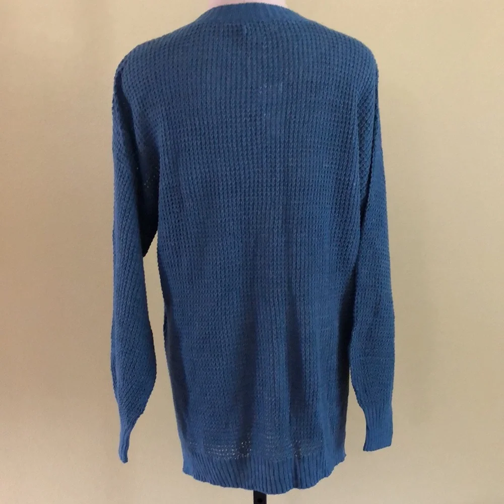 🔥NWT🔥 American Eagle Outfitters Women’s Oversized Henley Sweater - Picture 3 of 8